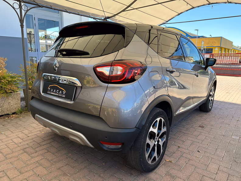 Renault Captur - 3