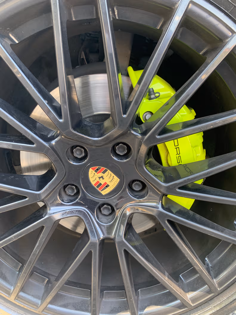 Porsche Cayenne - 42