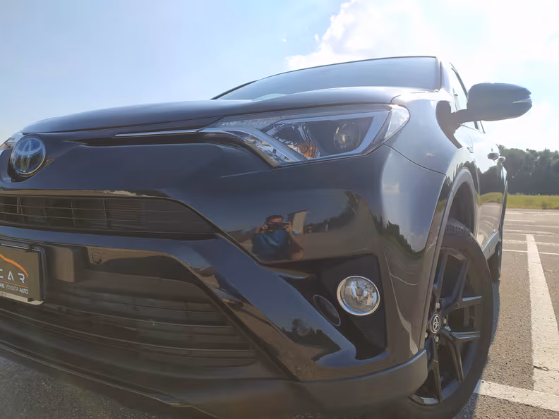 Toyota RAV 4 - 6