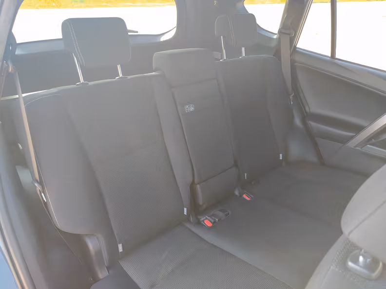 Toyota RAV 4 - 39