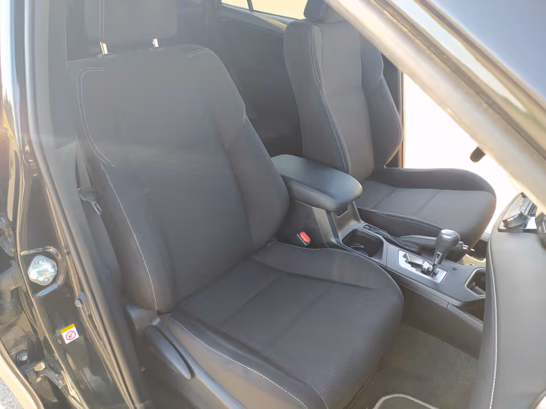 Toyota RAV 4 - 36