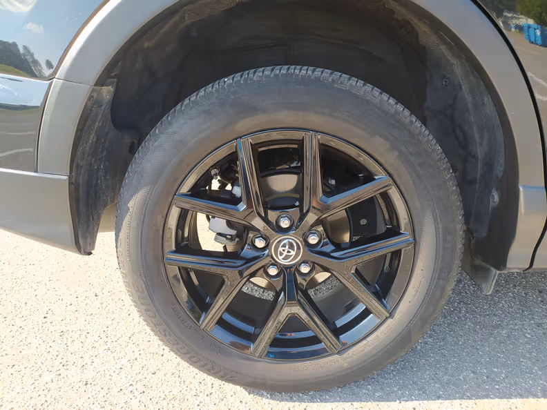Toyota RAV 4 - 23