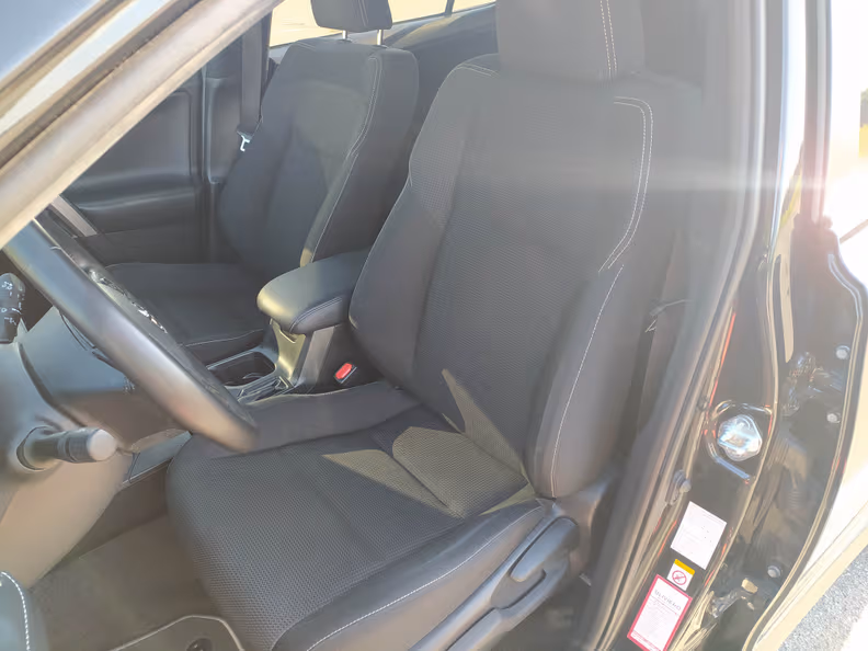 Toyota RAV 4 - 31