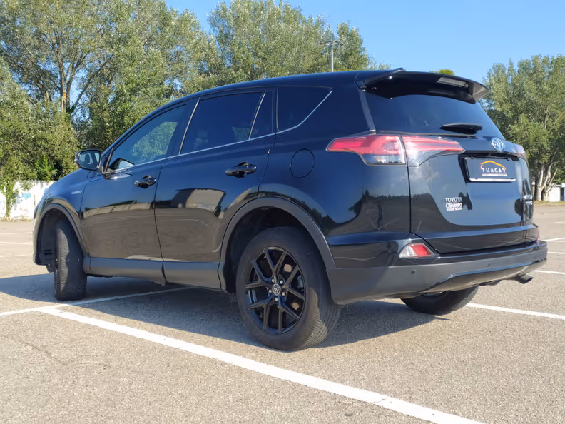Toyota RAV 4 - 5