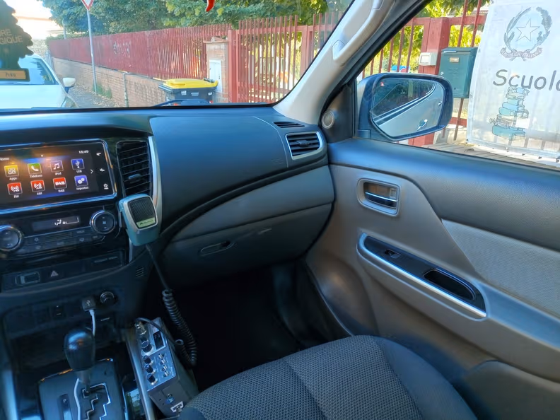 Mitsubishi L200 - 26