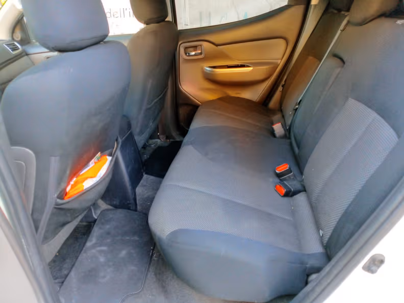 Mitsubishi L200 - 6