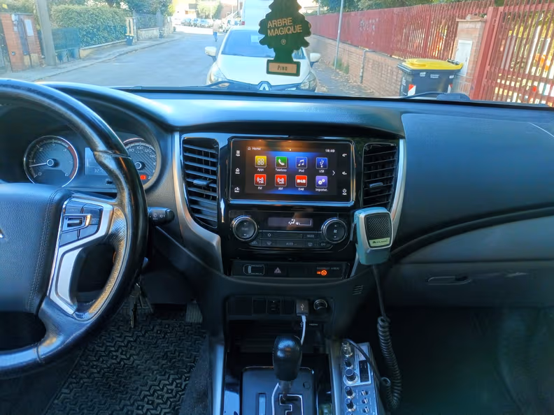 Mitsubishi L200 - 28