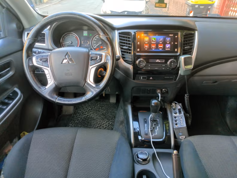 Mitsubishi L200 - 27