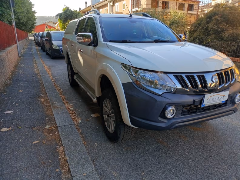 Mitsubishi L200 - 20