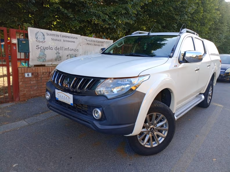 Mitsubishi L200 - 21