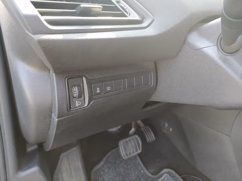 Peugeot 308 - 53