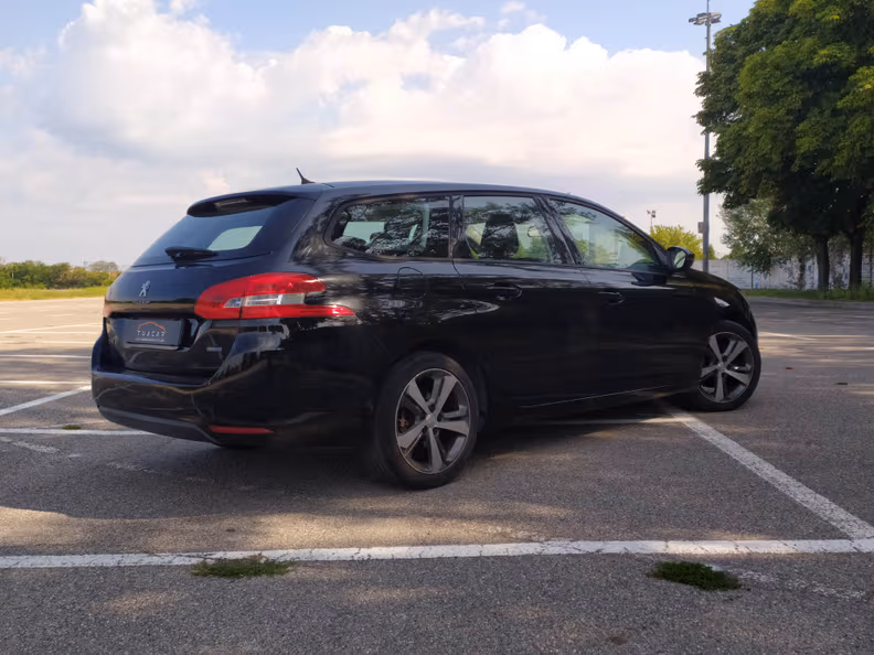 Peugeot 308 - 4