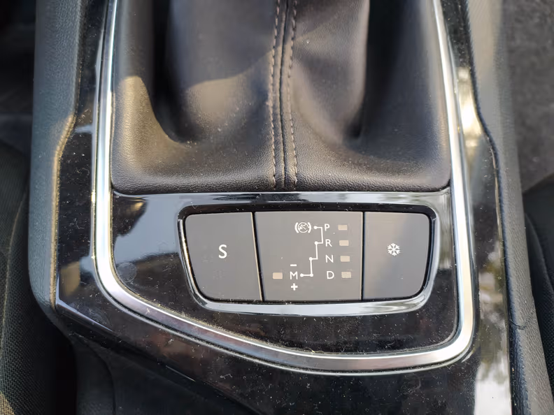 Peugeot 308 - 58