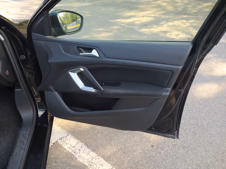 Peugeot 308 - 40