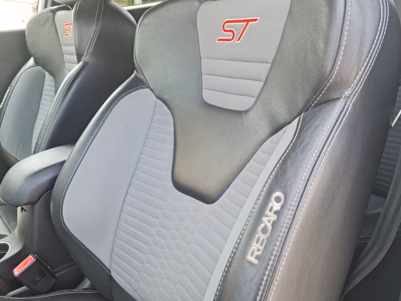 Ford Fiesta - 25