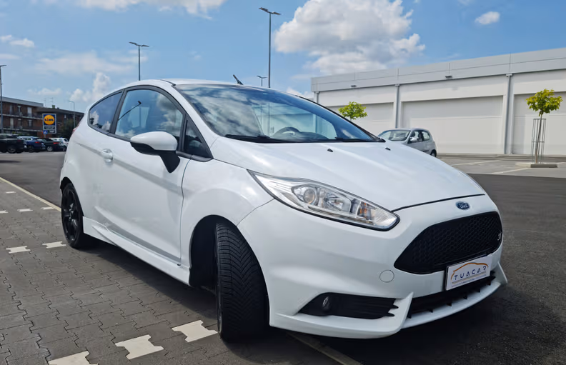 Ford Fiesta - 3