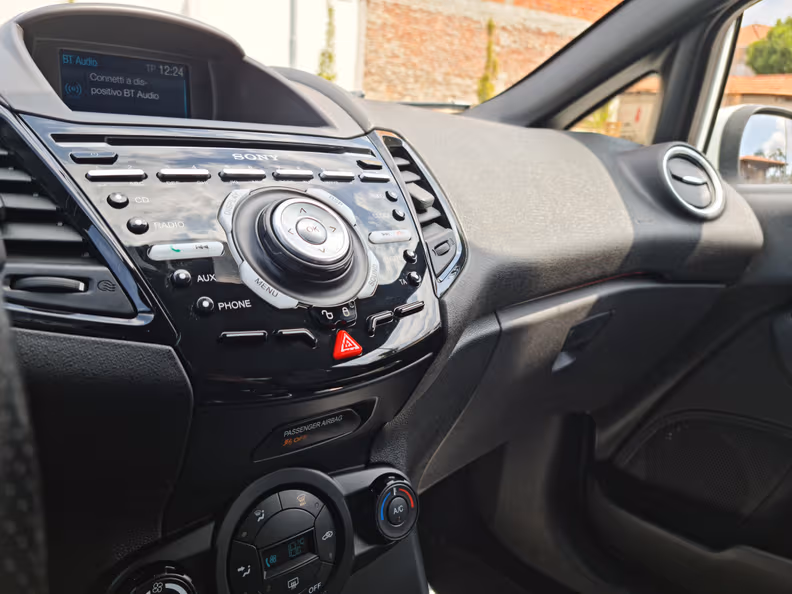 Ford Fiesta - 37