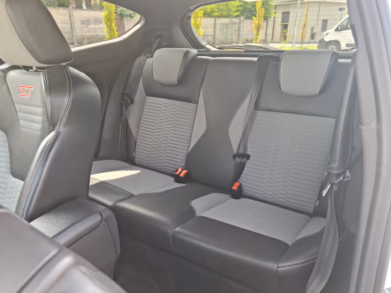 Ford Fiesta - 27