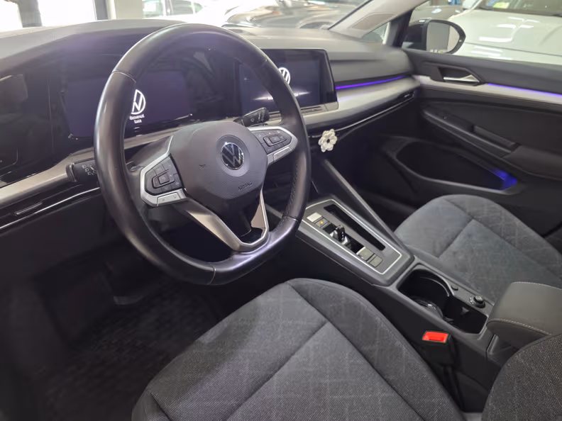 Volkswagen Golf - 7