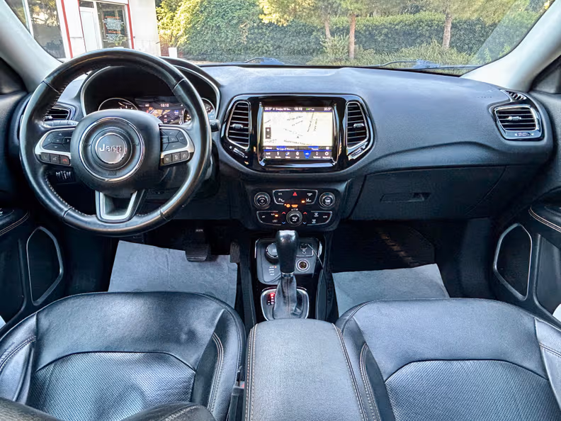 Jeep Compass - 14