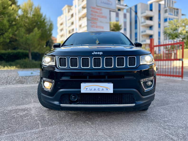 Jeep Compass - 4