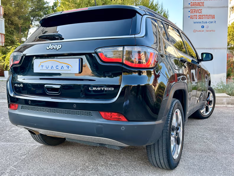 Jeep Compass - 10