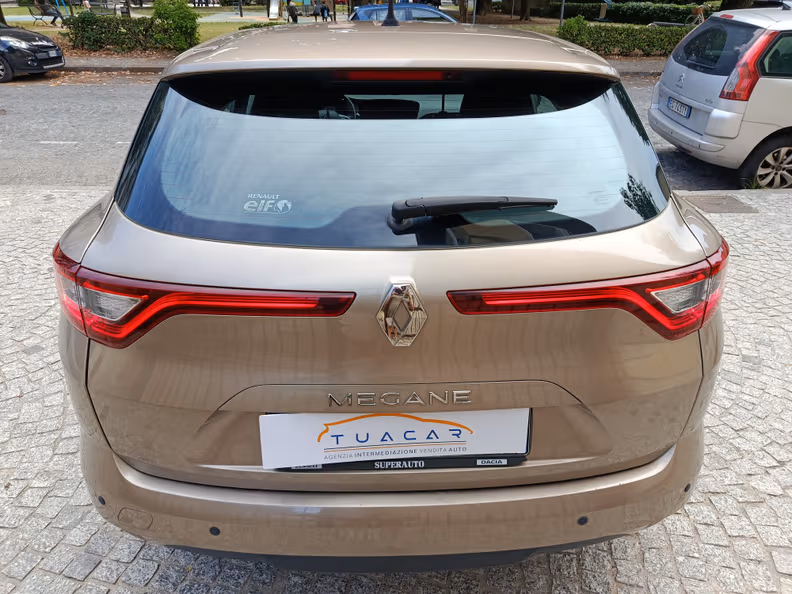 Renault Mégane - 6