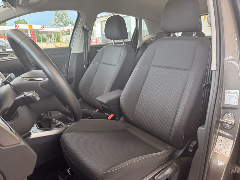 Volkswagen Polo - 10