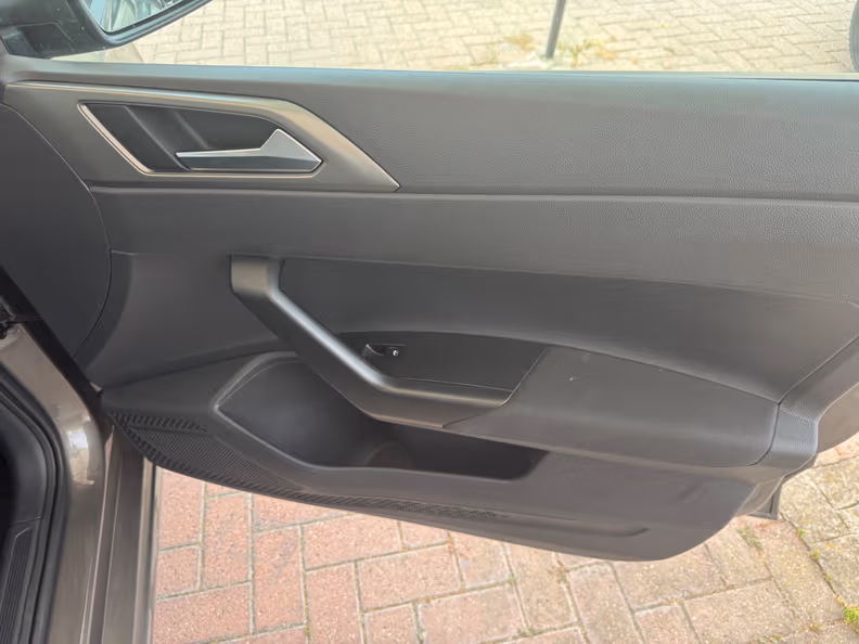 Volkswagen Polo - 24