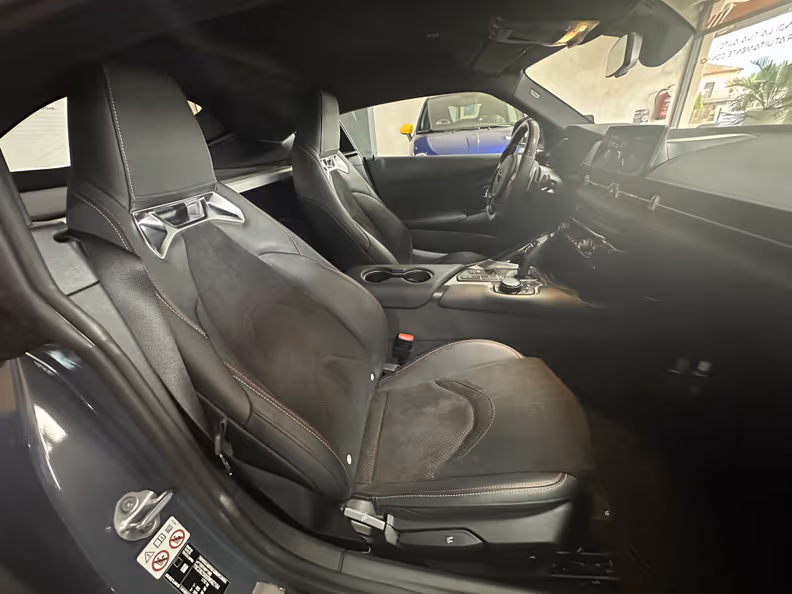 Toyota Supra - 12