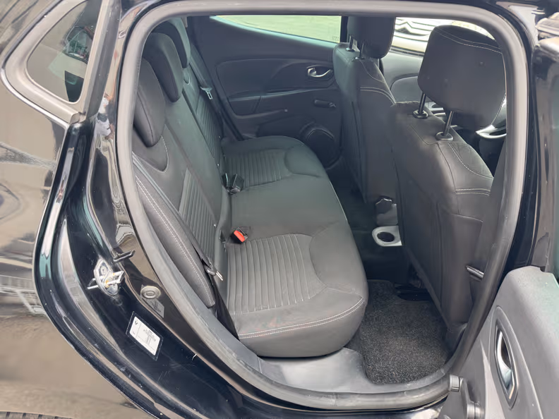 Renault Clio - 24