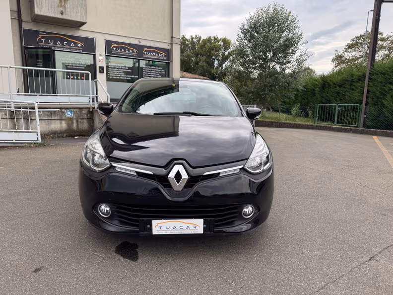 Renault Clio - 8