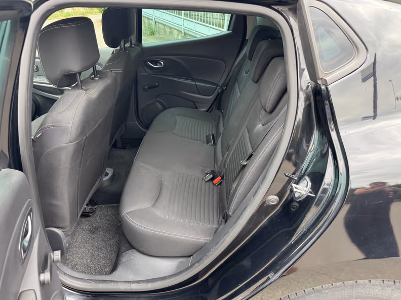 Renault Clio - 22