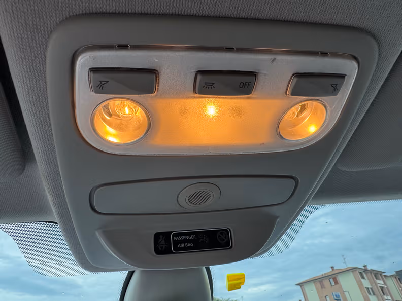 Renault Clio - 15