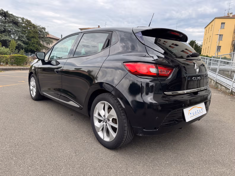 Renault Clio - 3