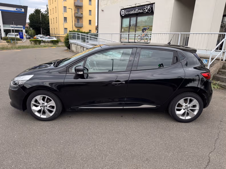 Renault Clio - 2