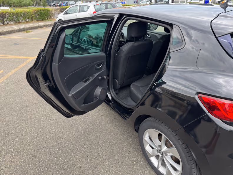 Renault Clio - 21