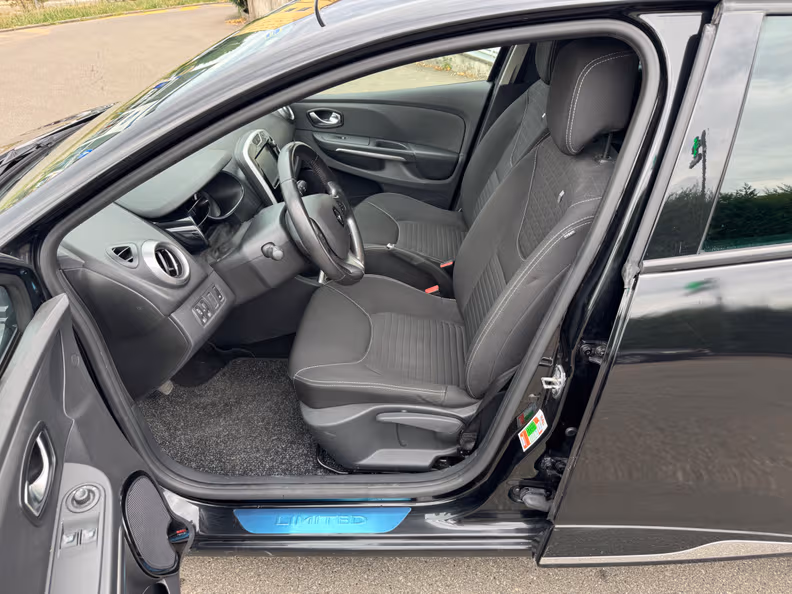 Renault Clio - 20