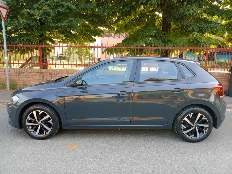 Volkswagen Polo - 17