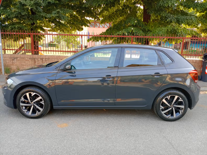 Volkswagen Polo - 4