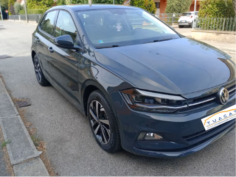 Volkswagen Polo - 5
