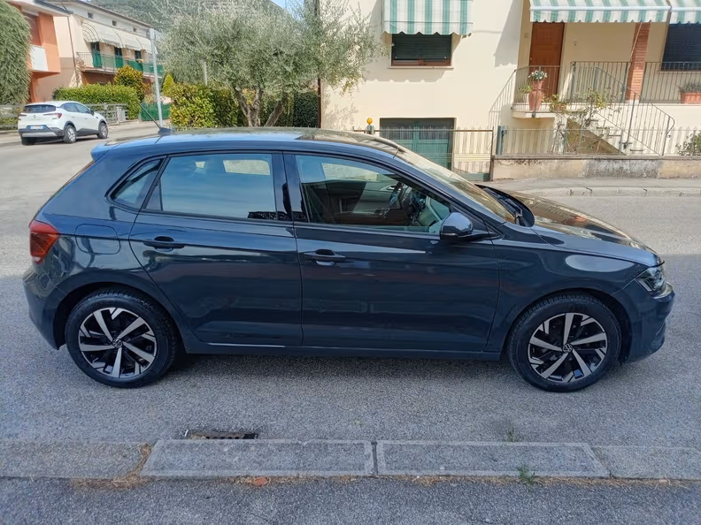 Volkswagen Polo - 6
