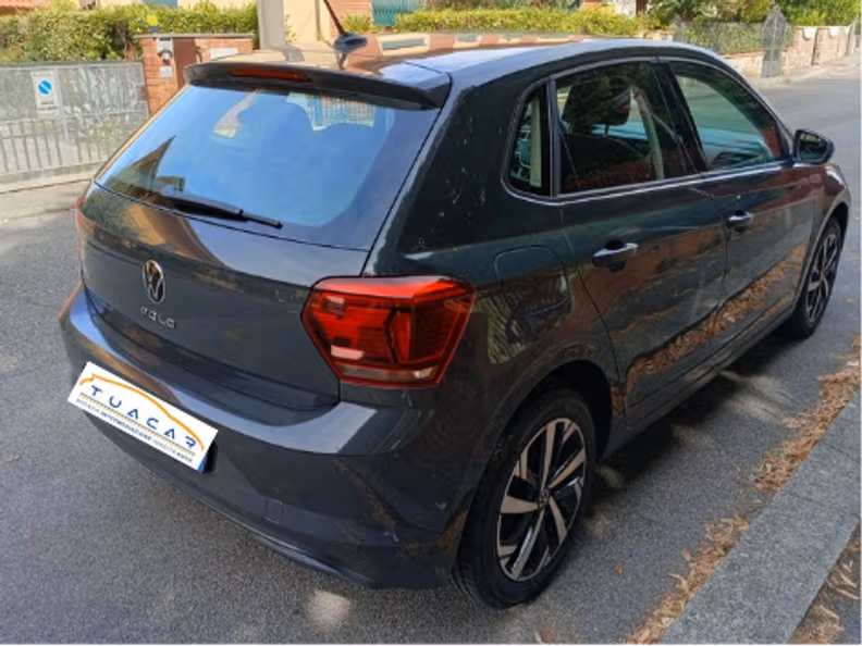 Volkswagen Polo - 7