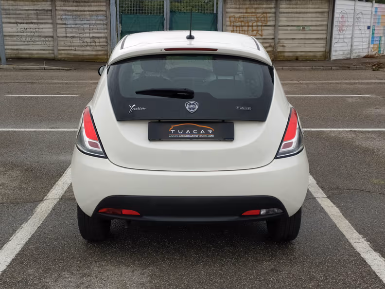 Lancia Ypsilon - 13