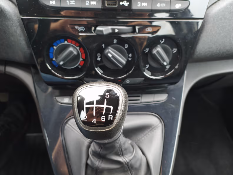 Lancia Ypsilon - 44