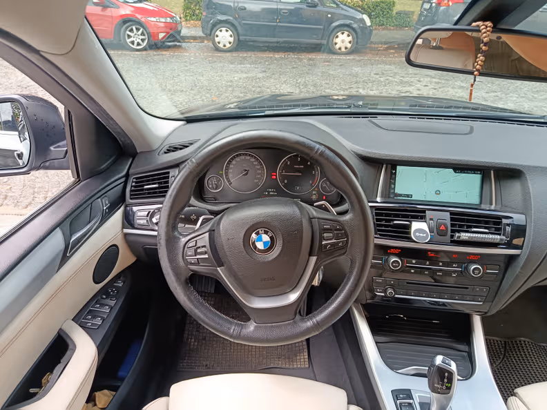 BMW X4 - 32