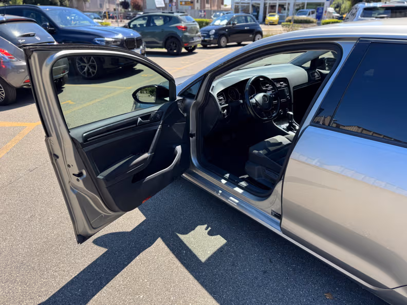 Volkswagen Golf - 19