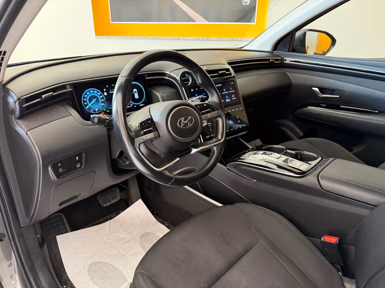 Hyundai Tucson - 13