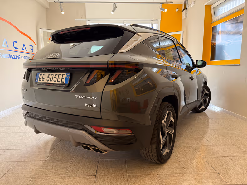 Hyundai Tucson - 8