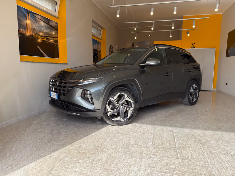 Hyundai Tucson - 1